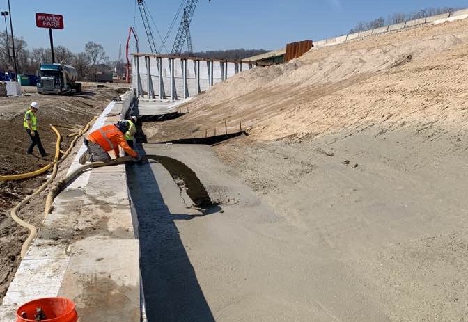 https://www.cell-crete.com/build/wp-content/uploads/2023/05/iowa-project.jpg